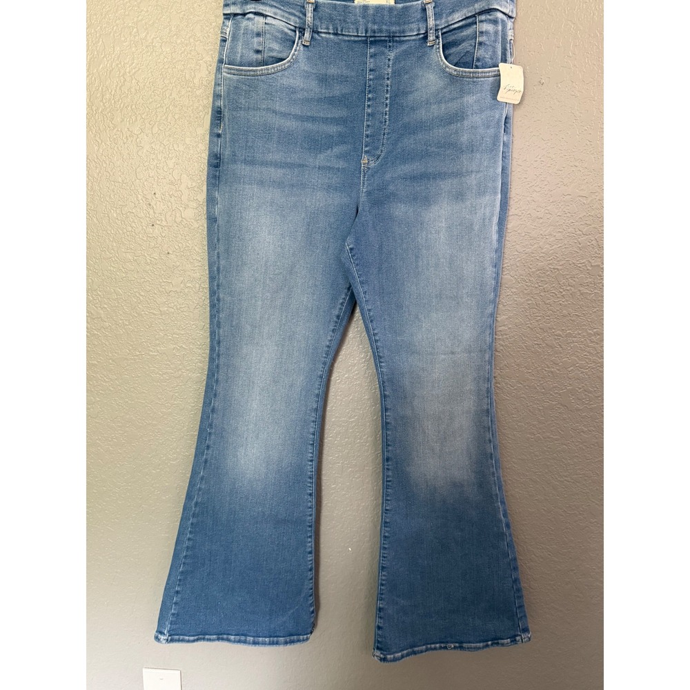 Free People We The Free CRVY Infinite Stretch Pull On Flare Jeans Blue XL